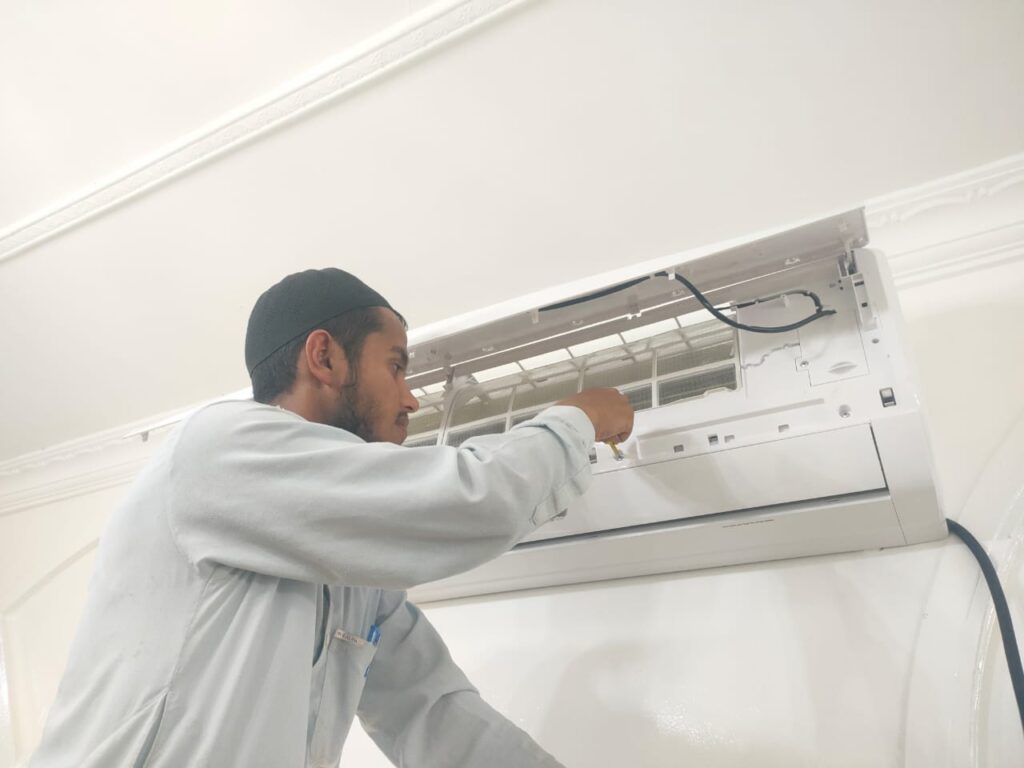 AC Repairing Service in Abu Dhabi